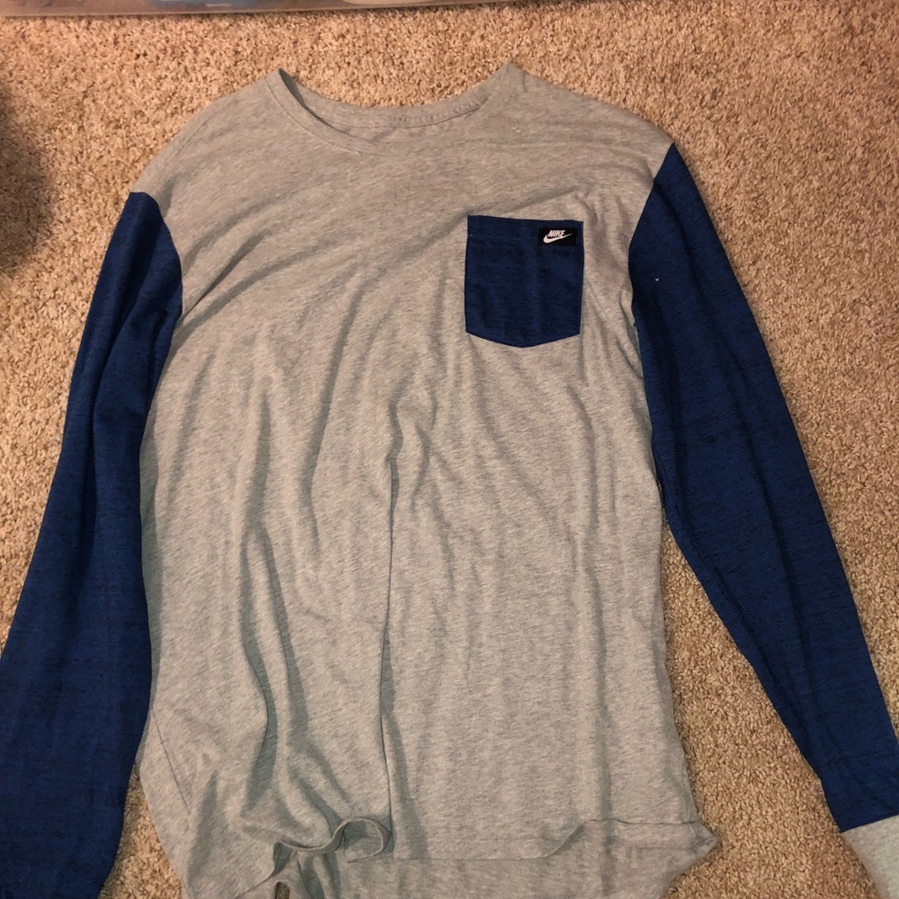 Nike Long sleeve T-shirt. Never worn.